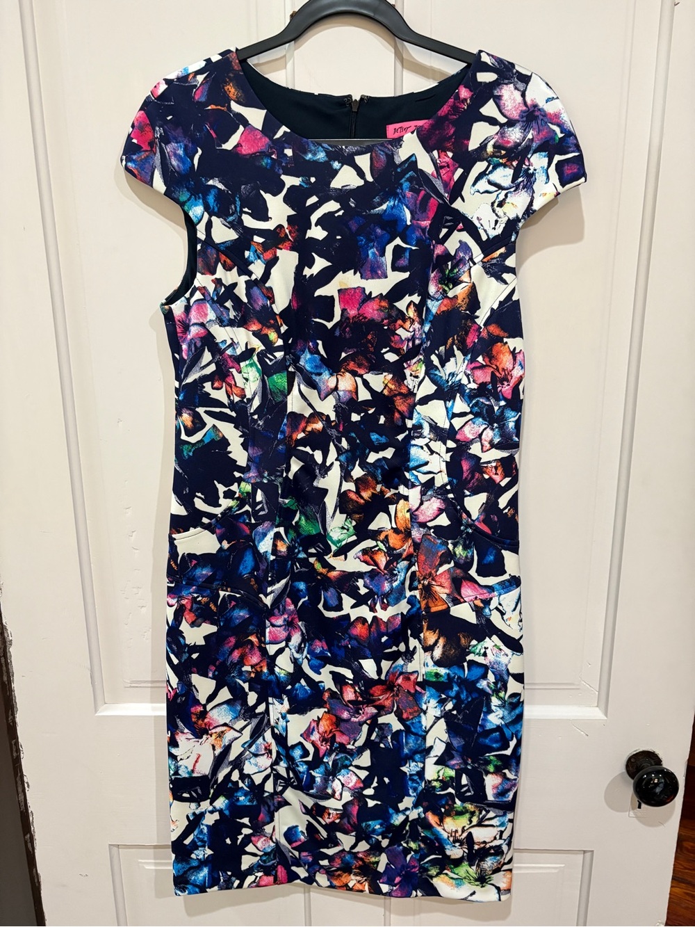 Betsey Johnson Navy & White Abstract Multicolor Cap-Sleeve Sheath Dress